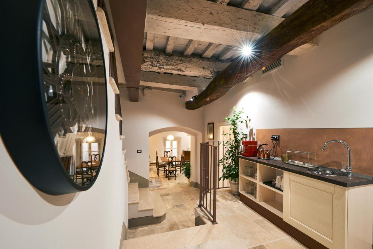 萨尔泰阿诺Palazzo Pio III - Residenza D'Epoca住宿加早餐旅馆 外观 照片