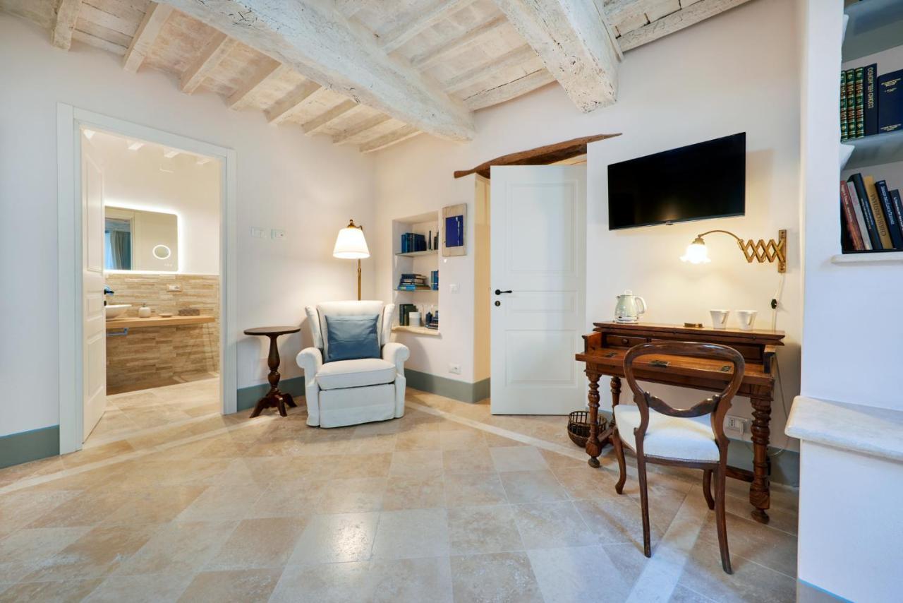 萨尔泰阿诺Palazzo Pio III - Residenza D'Epoca住宿加早餐旅馆 外观 照片
