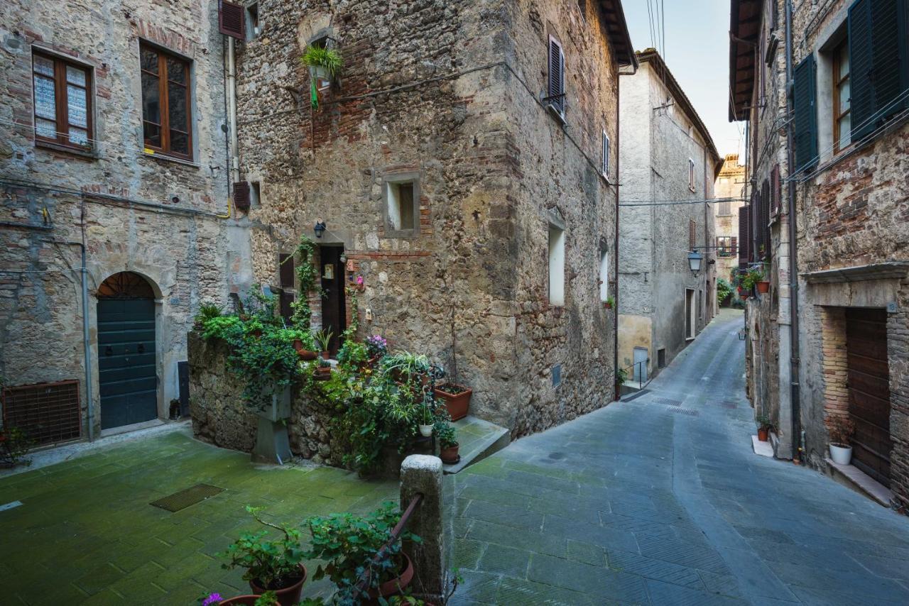 萨尔泰阿诺Palazzo Pio III - Residenza D'Epoca住宿加早餐旅馆 外观 照片
