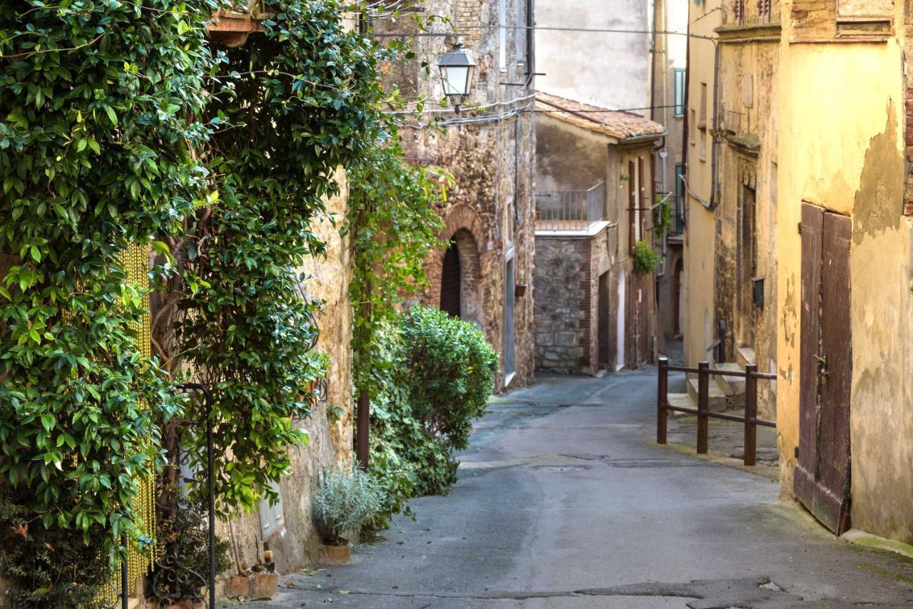 萨尔泰阿诺Palazzo Pio III - Residenza D'Epoca住宿加早餐旅馆 外观 照片